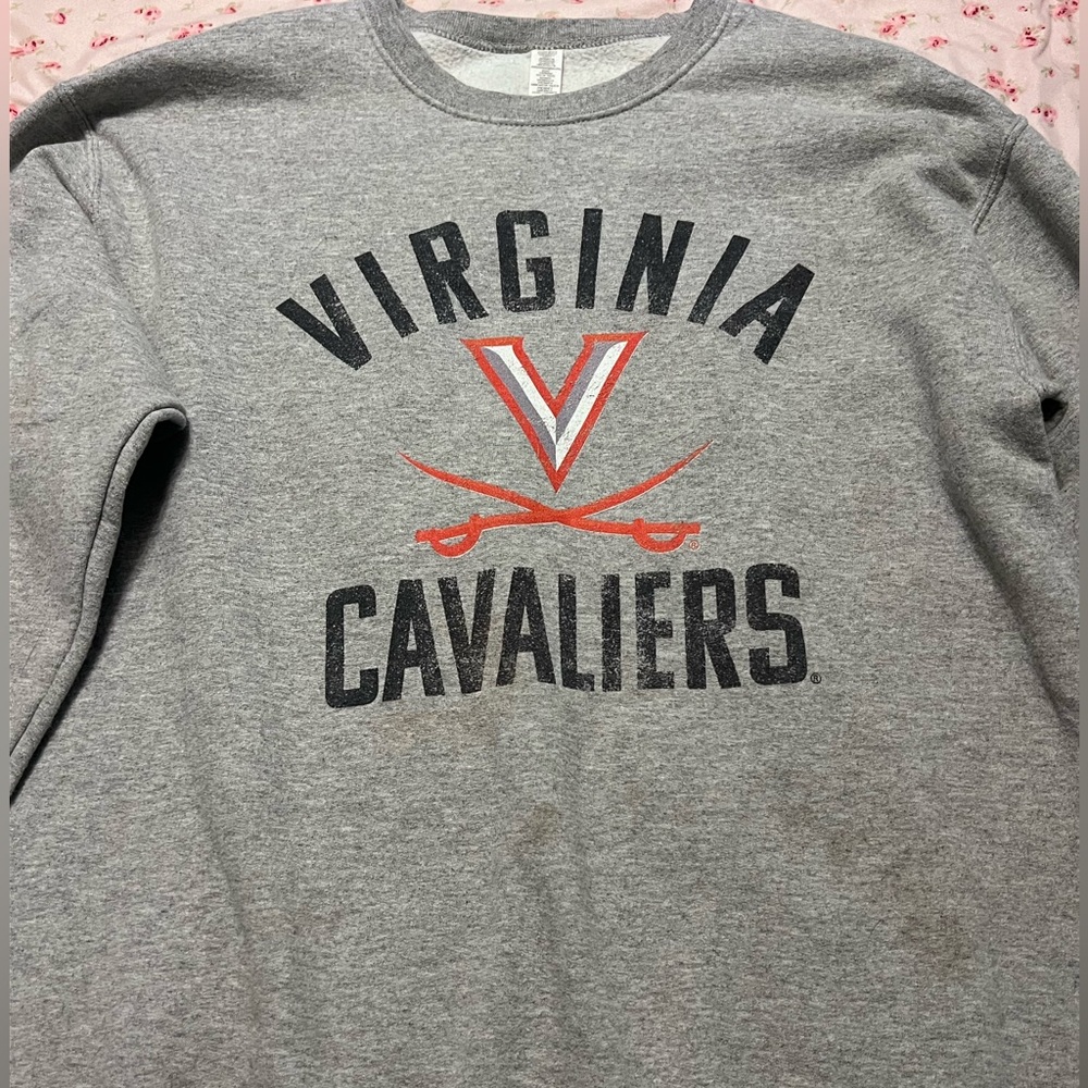 University of Virginia Crewneck size medium